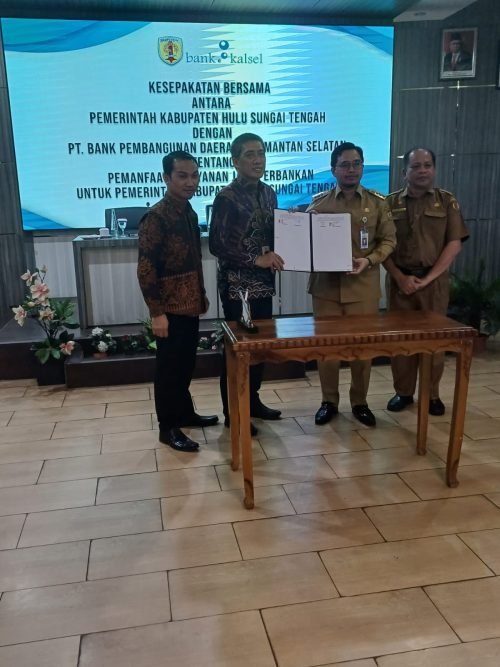 PEMKAB HST Dengan BANK KALSEL MOU PKS PROGRAM “BAMUDA” 1 IMG 20231005 WA0001 e1696453300741