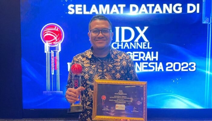Tawarkan Solusi untuk Industri PertambanganXL Axiata Raih 2 Penghargaan Internasional dan Nasional