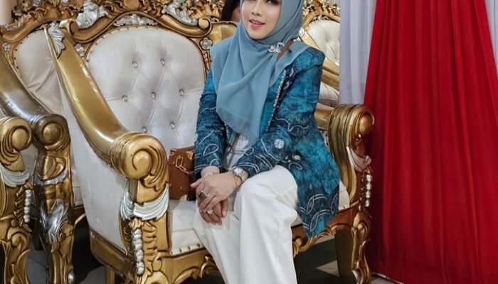 Busana Sasirangan Designer Banjarmasin, Kathrin dan Fahmi Diperagakan di Fashion Show Kota Milan