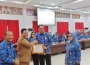Dinas P3APPKB Kalteng Raih Penghargaan Terbaik Pertama SAKIP 10 Dinas P3APPKB Kalteng Raih Penghargaan Terbaik Pertama SAKIP