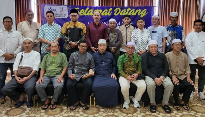 Kalsel Kembali Kehilangan Besar, Guru Sekumpul Langsung Minta Guru Khatim Jadi Pembimbing Haji