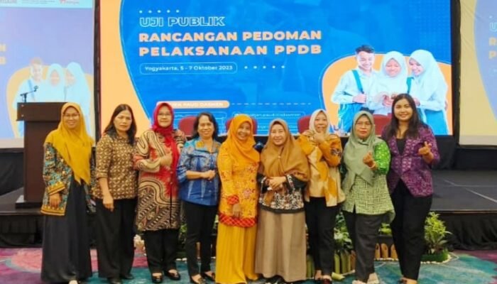 Plt Kadisdik Kalteng Hadiri Uji Publik Rancangan Pedoman Pelaksanaan PPDB