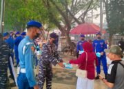 Sinergi TNI Polri Cegah Dampak Karhutla, 3.000 Masker Dibagikan Kepada Masyarakat 13 Sinergi TNI Polri Cegah Dampak Karhutla, 3.000 Masker Dibagikan Kepada Masyarakat