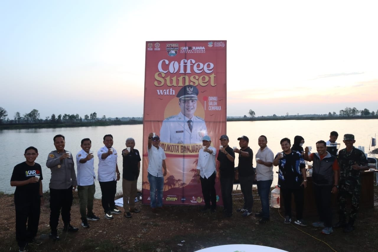 hAL 10 3 kLM BJB 1 15