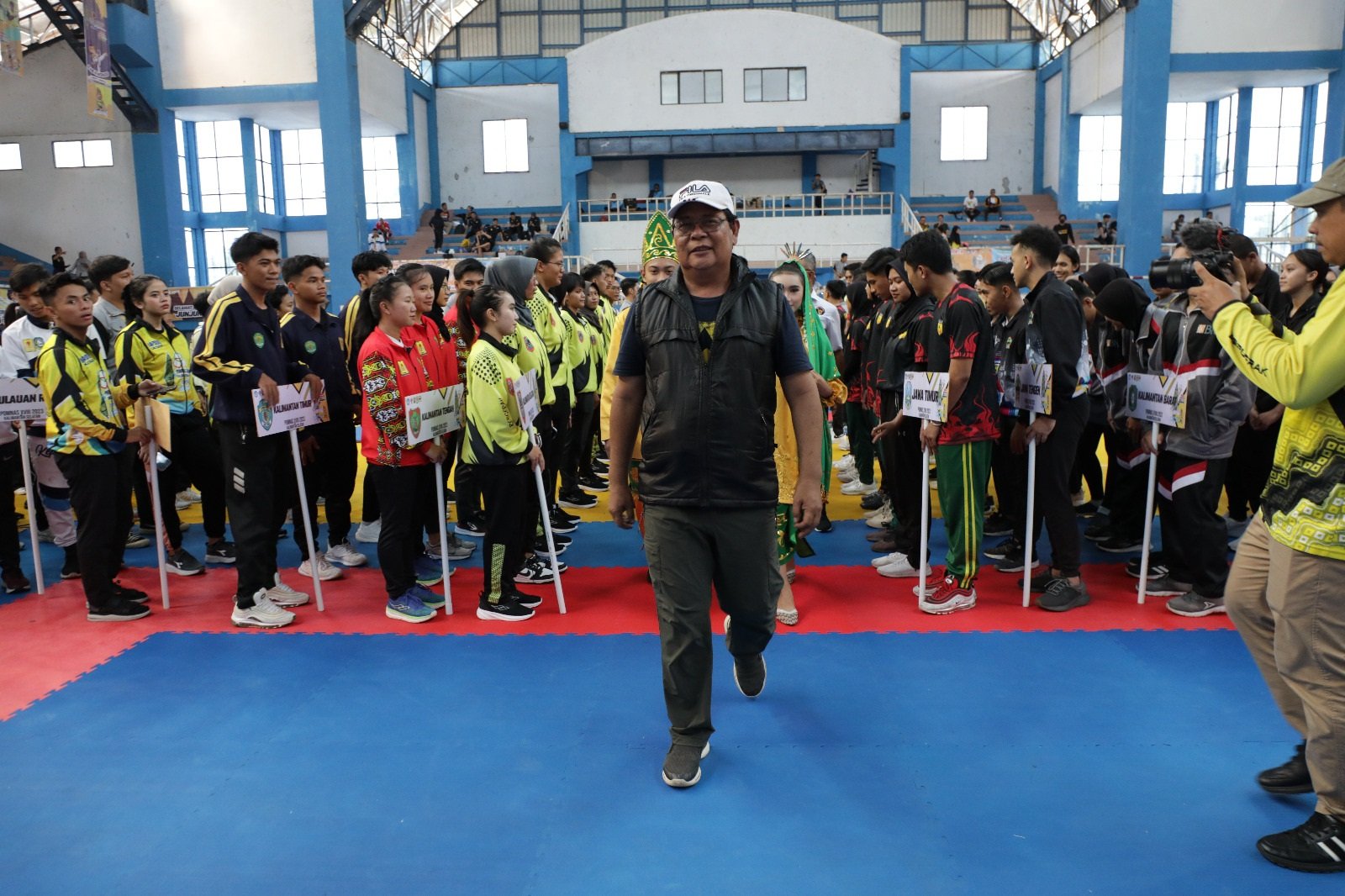 POMNas XVIII 2023 Sukses, Paman Birin Sampaikan Terimakasih 1 1 35 klm Kontrak Pemprov 22 Paman Birin menutup penyelenggaraan Pomnas