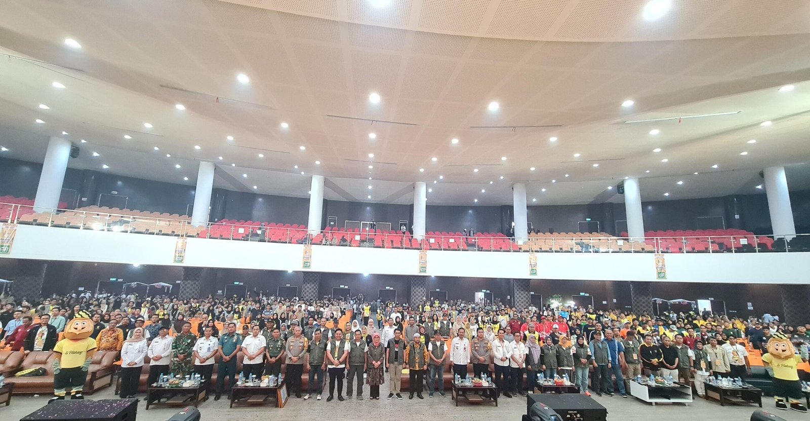 13 4klm closing ceremony jpg scaled