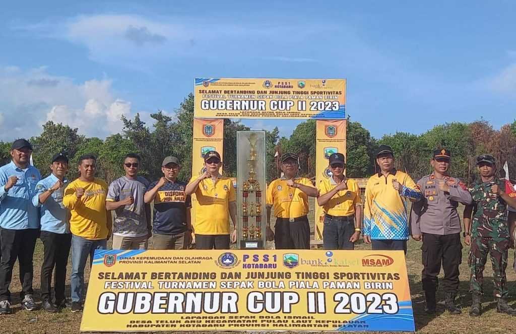 13 piala gubernur jpg