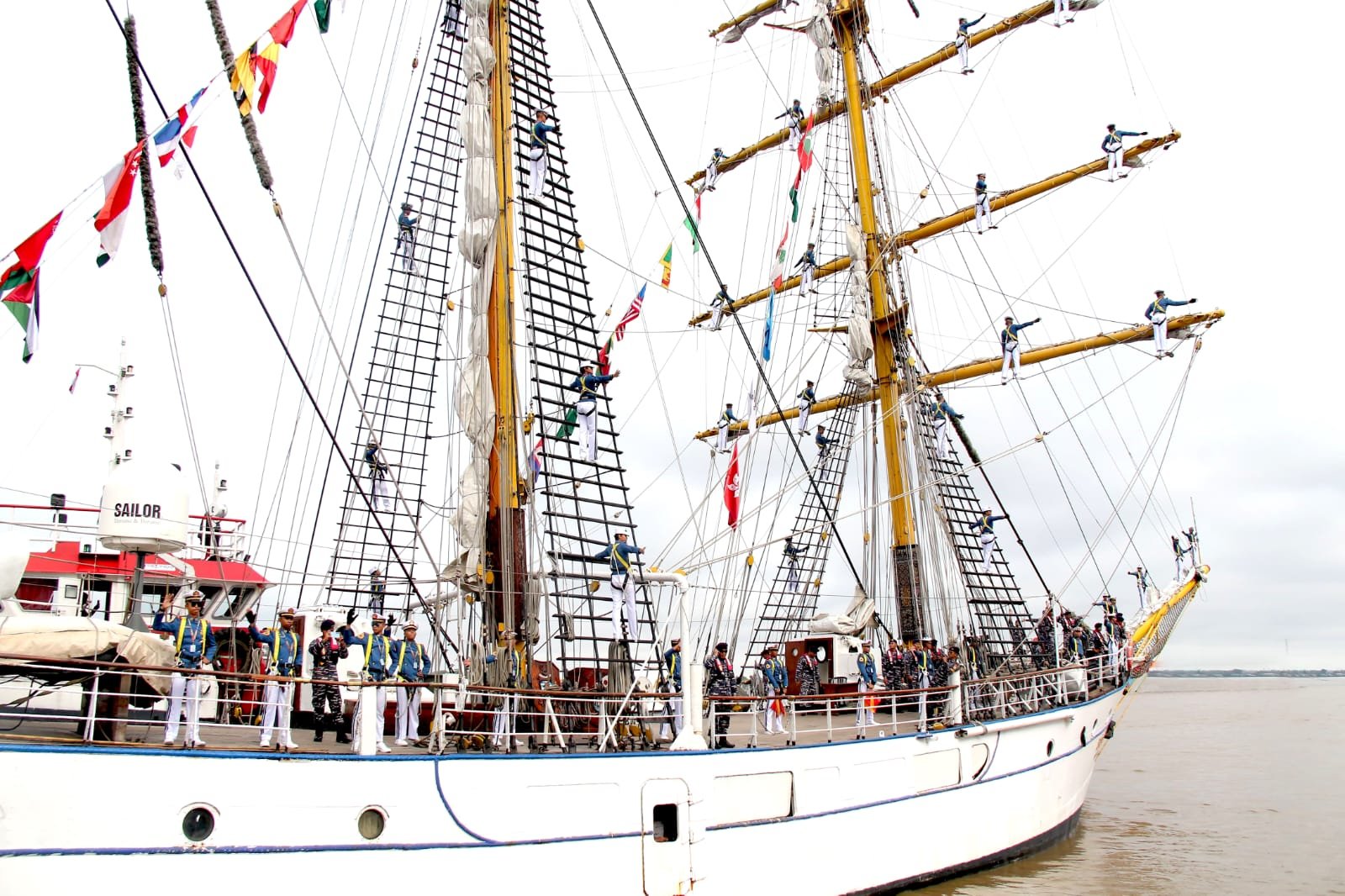 Taruna/Taruni AAL Selesaikan Lattek Jalasesya di Banjarmasin 1 6 AL 3klm