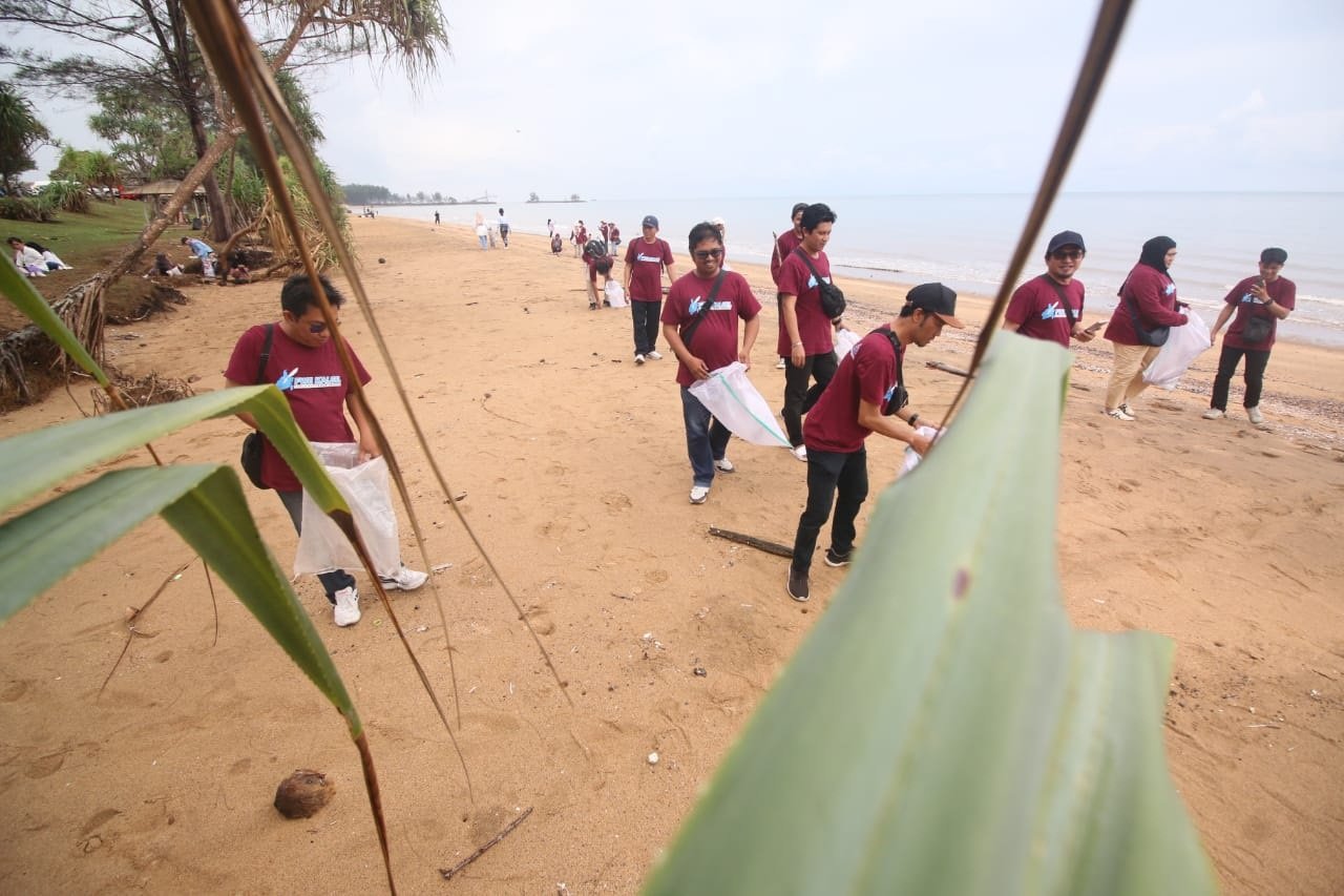 Didukung Bank Kalsel,<br>FWE Kalsel Sukses Gelar Gathering Media di Pantai Turki 1 8 2klm 6