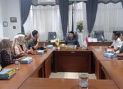 Paman Yani Terima Kunjungan Ikatan Naga Kalsel 7 Paman Yani Terima Kunjungan Ikatan Naga Kalsel