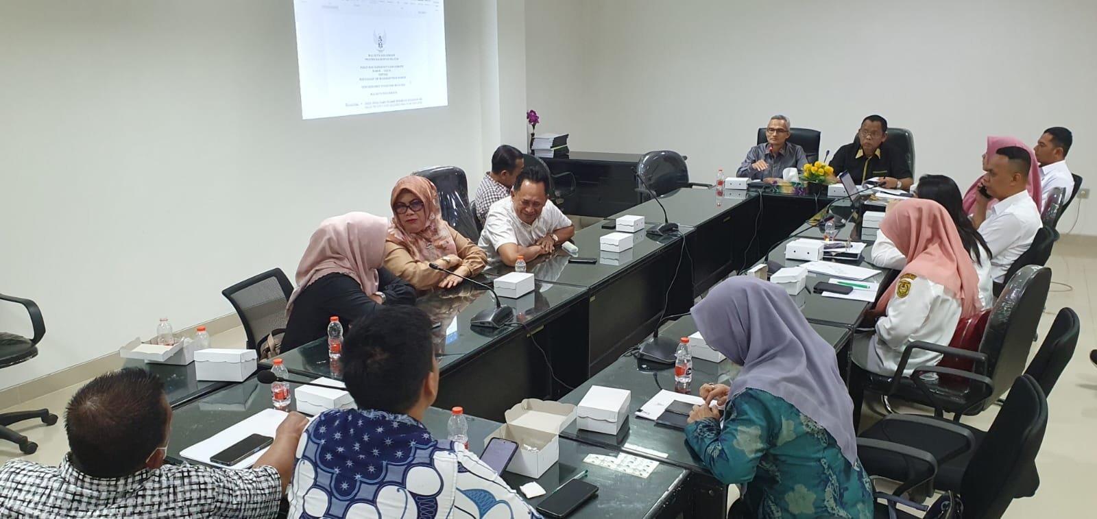 Hal 10 3 KLm Pansus Rapat