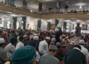 Ribuan Umat Muslim Ikuti Tabligh Akbar dan Donasi untuk Palestina 26 Ribuan Umat Muslim Ikuti Tabligh Akbar dan Donasi untuk Palestina