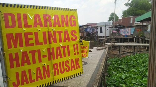 Hal 10 3 Klm Titian ambruk1