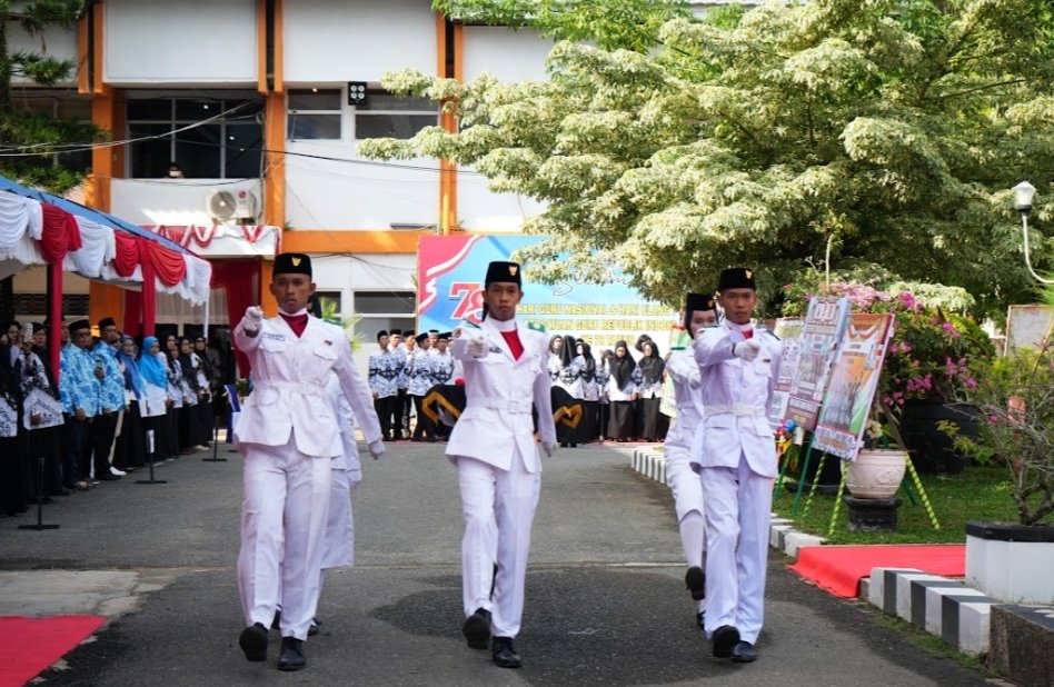 Hal 16 K Baru 3 klm 20