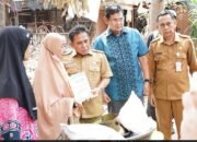 H Arifin Noor Serahkan Bantuan Kebakaran Warga di Kamboja 17 H Arifin Noor Serahkan Bantuan Kebakaran Warga di Kamboja