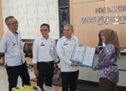 Pemko Banjarmasin Serahkan Sertifikat Halal 9 Pemko Banjarmasin Serahkan Sertifikat Halal