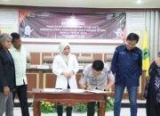 KPU HSU Gelar Rapat Pleno Penetapan DCT 8 KPU HSU Gelar Rapat Pleno Penetapan DCT