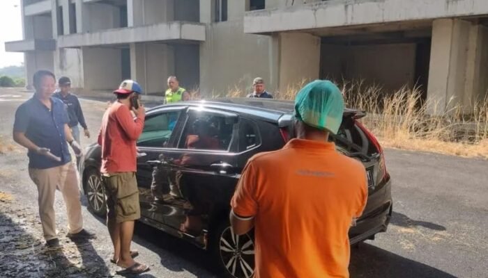 Mahasiswa Unair Ditemukan Tewas di dalam Mobil