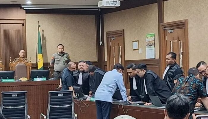 Divonis 15 Tahun Penjara, Johnny G Plate Nyatakan Banding