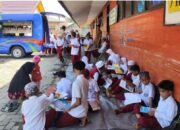 MPK Dispersip Kalsel 'Diserbu' Pelajar, Roadshow di 12 Sekolah Tapin 18 MPK Dispersip Kalsel ‘Diserbu’ Pelajar, Roadshow di 12 Sekolah Tapin