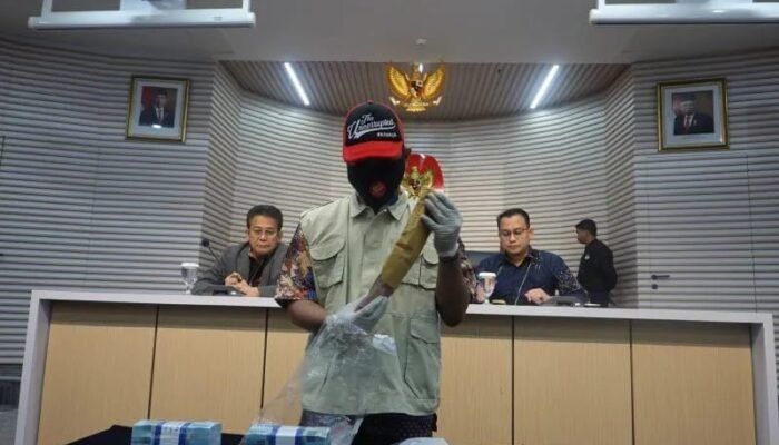 Lima Orang Ditahan KPK sebagai Tersangka Suap Proyek Pengadaan Jalan di Kaltim