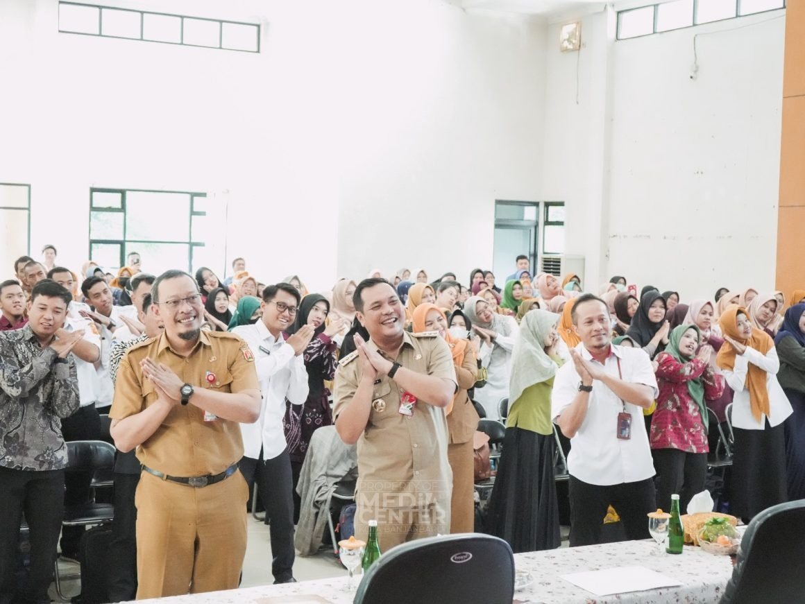 Aditya Buka Pelatihan Digital Teaching 1 hAL 10 3 klM BJB1 1