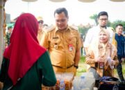 Walikota Aditya Berhasil Tekan Inflasi<br>Melalui Pasar Murah 28 Walikota Aditya Berhasil Tekan InflasiMelalui Pasar Murah