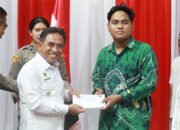 Wawali Hadiri Penyaluran Bantuan Sosial Polri 23 Wawali Hadiri Penyaluran Bantuan Sosial Polri