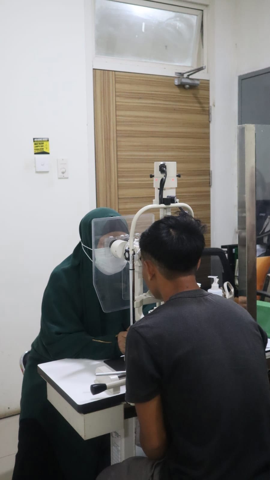 Kemensos dan RSD Idaman Gelar Baksos Gratis 1 Hal 10 3 Klm BJB2