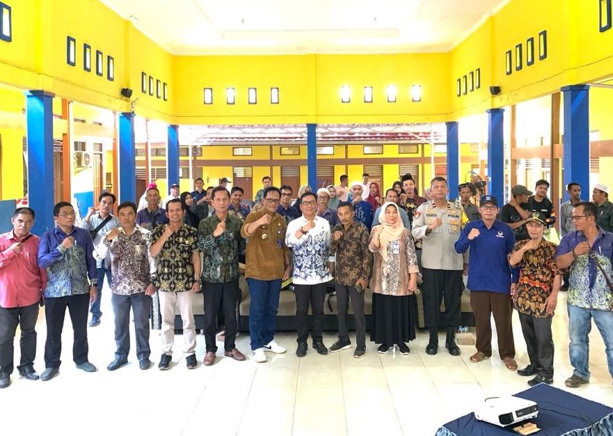 Hal 16 2 Klm Martapura Pendidikan politik