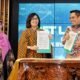 Hal 8 Ganti Berita