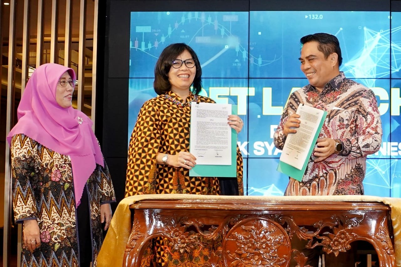 Hal 8 Ganti Berita