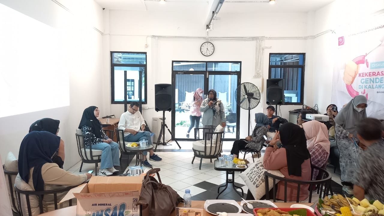 Hal 9 4 Klm Jurnalis Perempuan