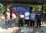 Bupati HST Serahkan Bantuan Kepada Tujuh Keluarga Terkena Musibah 26 Bupati HST Serahkan Bantuan Kepada Tujuh Keluarga Terkena Musibah