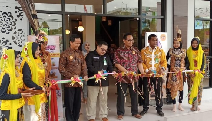 Perdana di Kalsel, HokBen Hadir dengan Layanan Drive Through