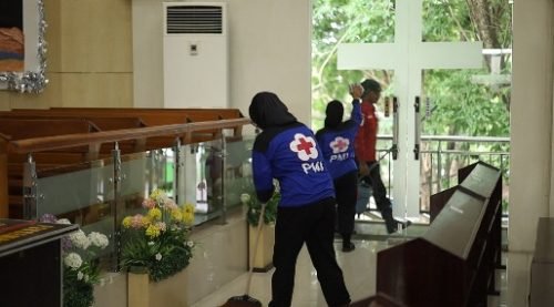 PMR SMPN 5 Banjarbaru Gelar Baksos di GKE Maranatha 1 IMG 20231225 WA0059 e1703508910934