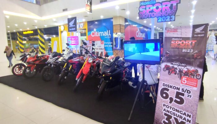 Honda Sport Motoshow Sapa Pengunjung Citimall Sampit