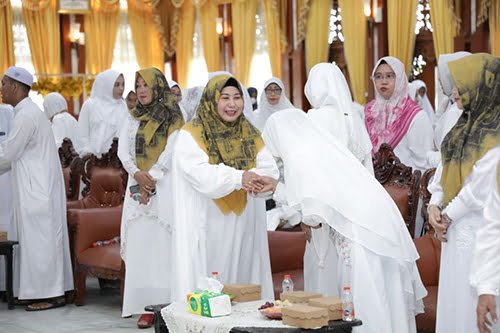 1 4 klm Kontrak Pemprov 30 Ketua TP HJ Raudatul Jannah