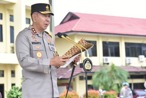 Kapolda Kalsel Ingatkan Personel untuk Amankan Pemilu 2024 1 6 Apel Pagi 3klm