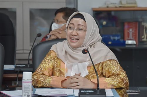 Anggota DPRD Kalsel Hj Dewi Damayanti Said Selesaikan 16 Titik Reses 1 Hal 10 1 KLm Hj Dewi Said