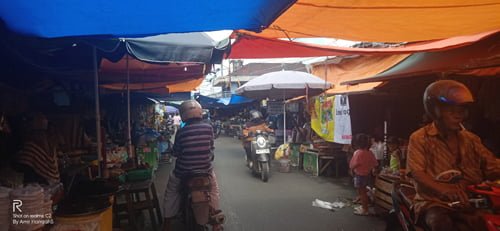 Hal 10 3 Klm Pasar Lama Pedagang pasar lama
