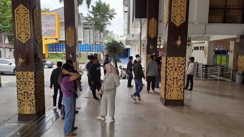 Hal 10 3 Klm Pedagang