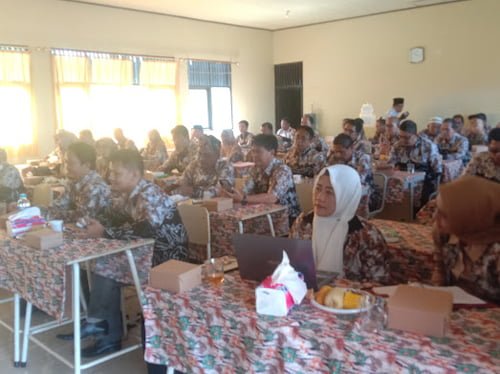 Hal 11 Tala 3 klm 15