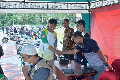 Sekda Beri Semangat Relawan Jamaah Sekumpul Zona HSS 1 Hal 12 HSS 3 klk