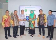 Pemkab dan Bank Tapin Kaji Tiru BPR Delta Artha Sidoarjo 13 Pemkab dan Bank Tapin Kaji Tiru BPR Delta Artha Sidoarjo