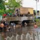Hal 16 2 Klm Martapura Bersihkan sungai
