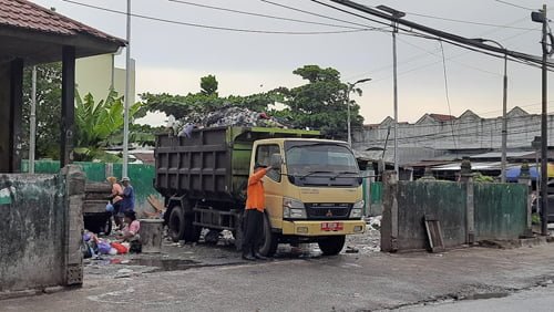 Kompleks Perumahan Bertambah, TPS di Kota Banjarmasin Over Kapasitas 1 Hal 9 3 Klm Tps