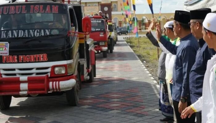 BPK HSS Kerahkan 8 Unit Mobil Sediakan Air Bersih di Sekumpul