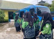 Siswa MAN 3 Banjarmasin Antusias Sambut Kedatangan Mobil Pusling Dispersip Kalsel 32 Siswa MAN 3 Banjarmasin Antusias Sambut Kedatangan Mobil Pusling Dispersip Kalsel