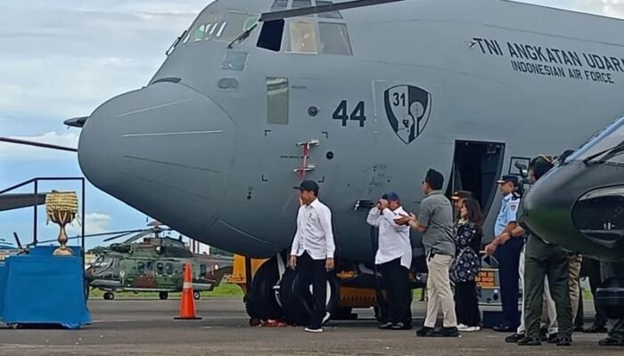 Ini Tanggapan Jokowi Tentang Keinginan Mahfud Md Mundur dari Kabinet